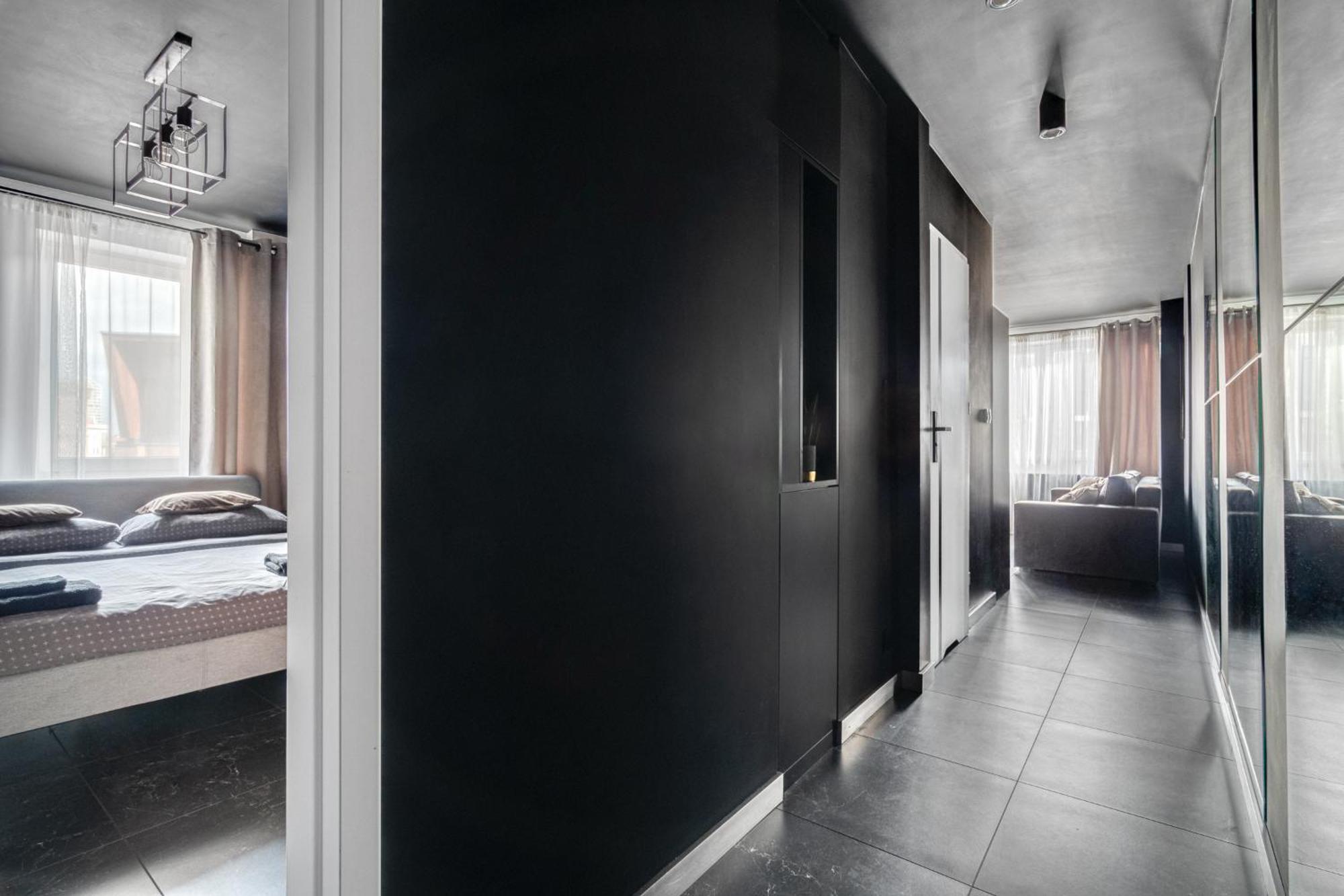 Blacknight Apartment - Self Check-In 24H Wroclaw Exterior photo